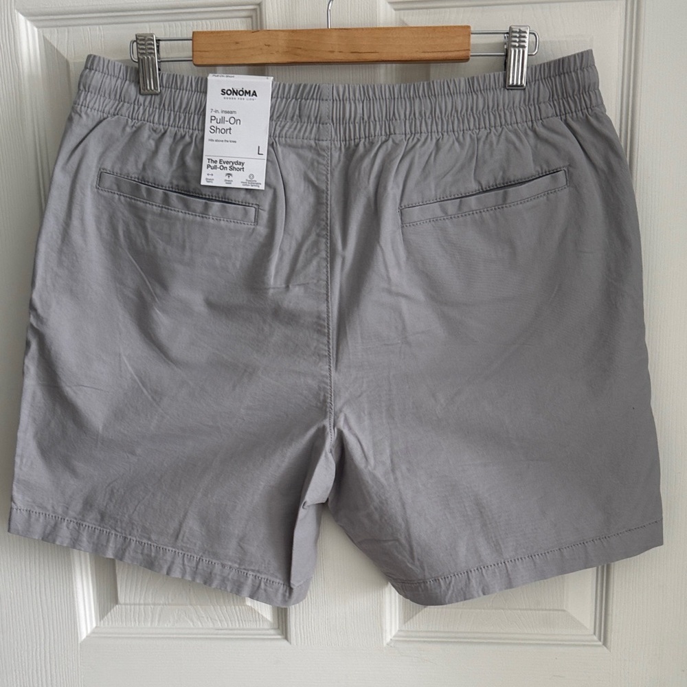 Sonoma Men's Light Gray Pull-On Shorts